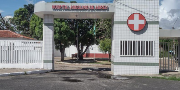 Paciente é encontrado morto, com mãos e pés amarrados e parte do corpo queimada, no Areolino de Abreu