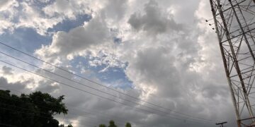 Defesa Civil emite alerta para chuvas intensas e com forte ventania em todo o Piauí