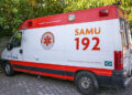 Mãe encontra ambulância com pneu furado e equipe do Samu salva bebê engasgado