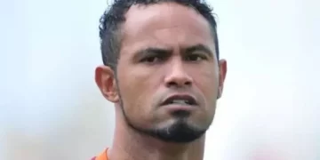 Justiça determina retorno de goleiro Bruno à prisão após descumprimento de regra