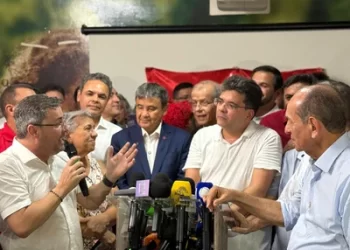 PT oficializa Washington Bandeira como vice de Rafael Fonteles nas eleições de 2026