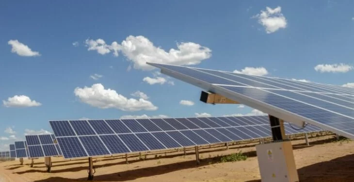 Rafael Fonteles propõe mudanças em lei federal sobre geração de energia solar