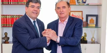 Prefeito de Floriano declara apoio a Rafael Fonteles após romper com Joel