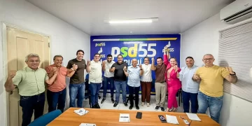 PSD reúne lideranças e reafirma pré-candidatura de Júlio César ao Senado