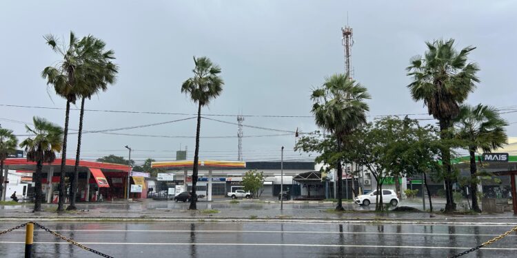 Piauí terá chuvas e trovoadas isoladas durante final de semana, aponta previsão