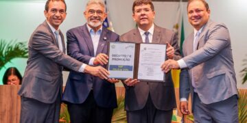 Rafael Fonteles anuncia novo concurso da PM e promove mais de 150 policiais civis no Piauí