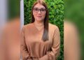Mulher de 40 anos morre após se engasgar com chiclete durante culto e causa forte comoção