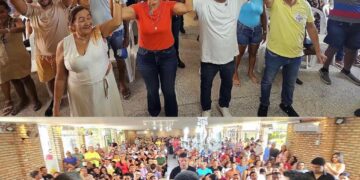 Vereador Tiago Pinto reúne centenas de amigos com Janaína Marques e Santana em José de Freitas