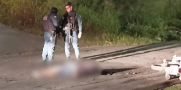 Criminosos perseguem e executam homem a tiros na zona Leste de Teresina