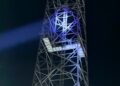 Homem que subiu em torre de telefonia desce após negociação com a Polícia Militar em José de Freitas