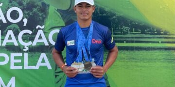 João Pedro, de José de Freitas, conquista título de campeão mundial júnior de canoagem no Canadá