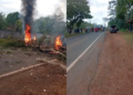 Moradores bloqueiam PI-113 e exigem posse de terreno na zona rural de Teresina