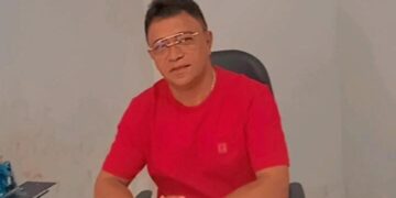João Araújo homenageia Dona Maria Rosa pelos seus 100 anos de vida em José de Freitas