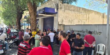 Bancários da Caixa rejeitam proposta e seguem com greve no Piauí