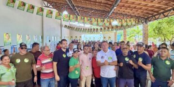Multidão lota reunião de Abraão Araújo neste domingo (27) em José de Freitas