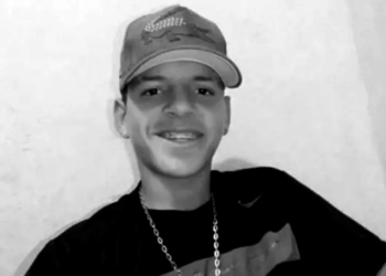 Homem foi morto com pelo menos 14 tiros dentro da própria casa em Oeiras